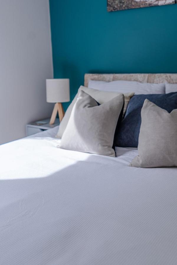 Iconic Garden Apt, Steps From City Centre & Cafes Bristol Luaran gambar