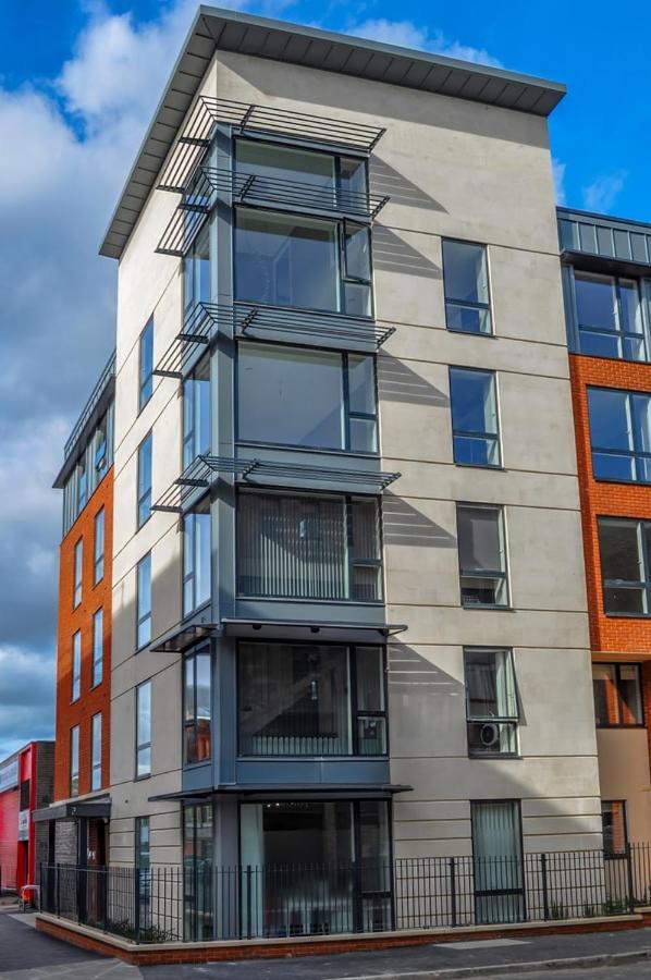 Iconic Garden Apt, Steps From City Centre & Cafes Bristol Luaran gambar